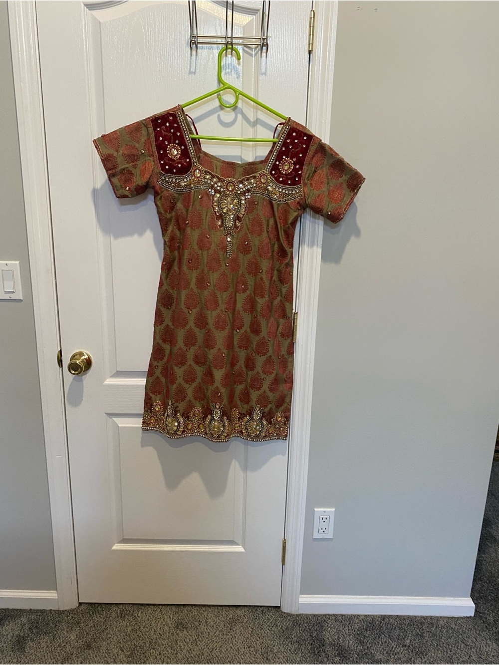 Embellished Green and Maroon Short Sleeve Dress